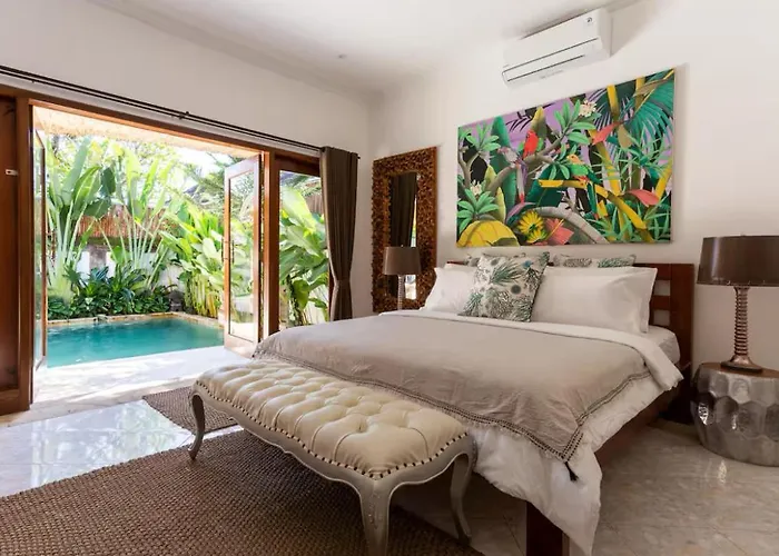 Three Bedrooms Elegant The White Door Villa Sanur (Bali)
