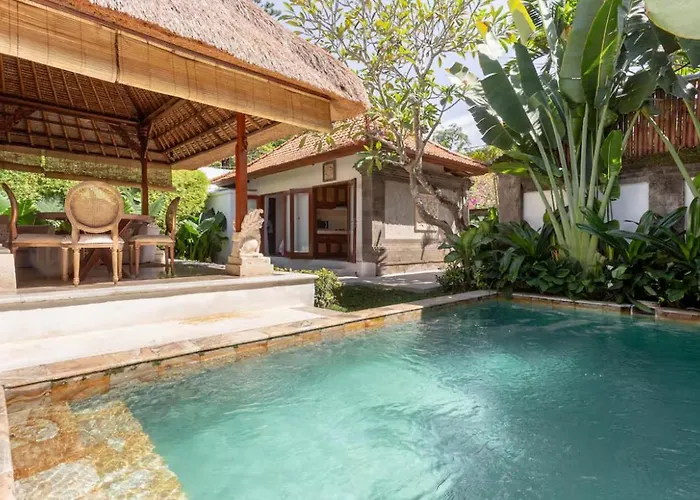 Three Bedrooms Elegant The White Door Villa