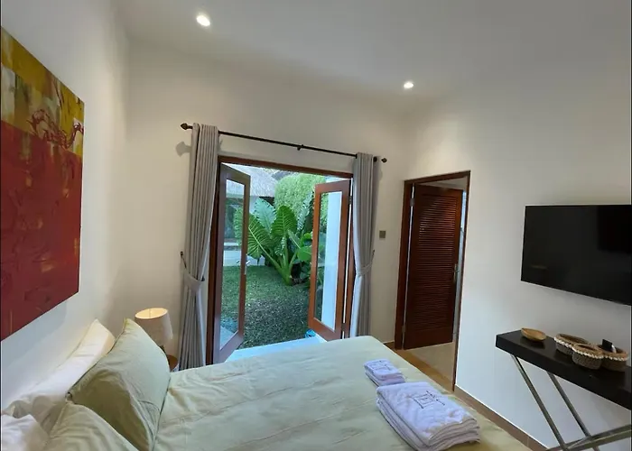 Three Bedrooms Elegant The White Door Sanur (Bali)